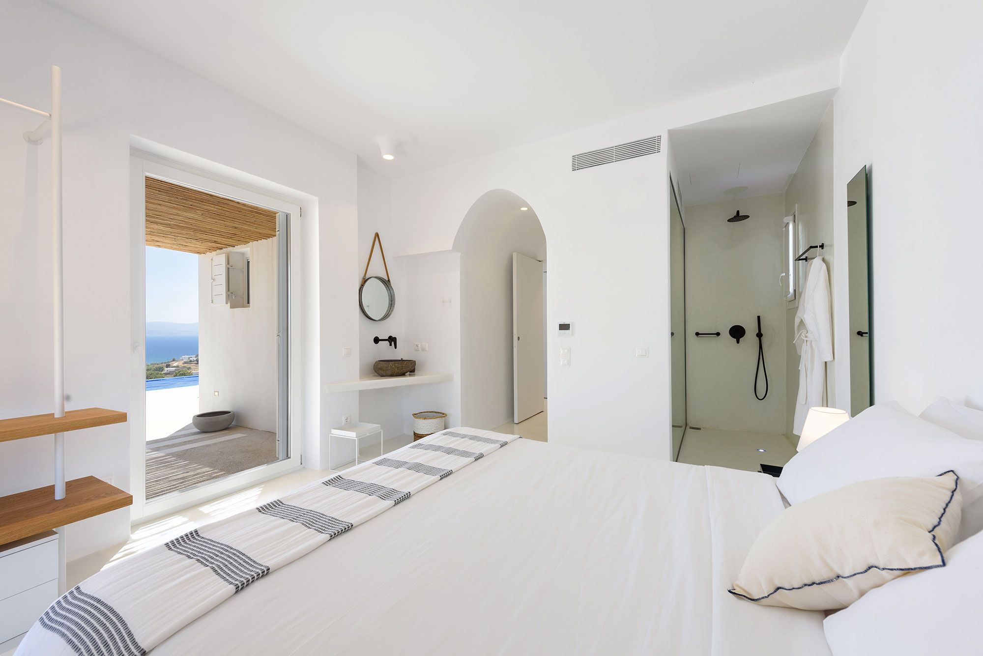 Design&Luxury villa in Paros_buy 25 PHOTO-2022-07-03-11-34-46