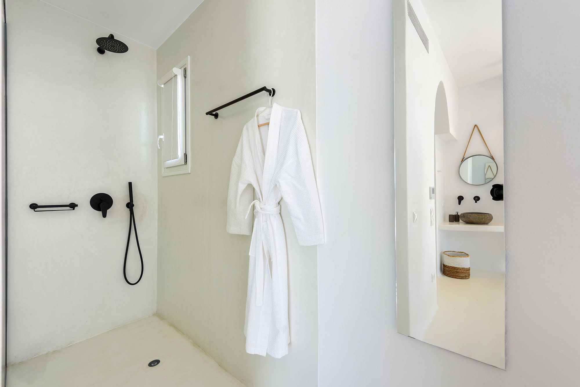 Design&Luxury villa in Paros_buy 14 PHOTO-2022-07-03-11-36-06