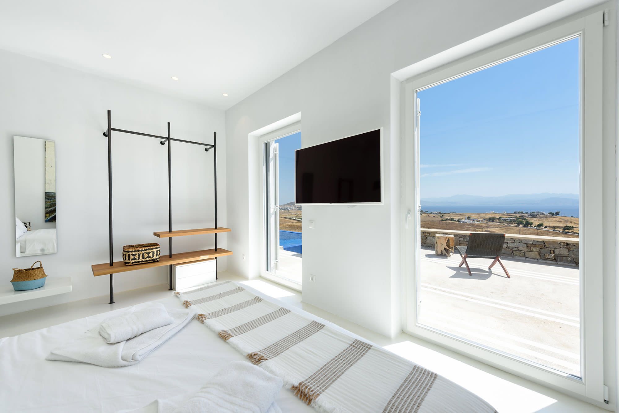 Design&Luxury villa in Paros_buy 11 PHOTO-2022-07-03-12-20-06