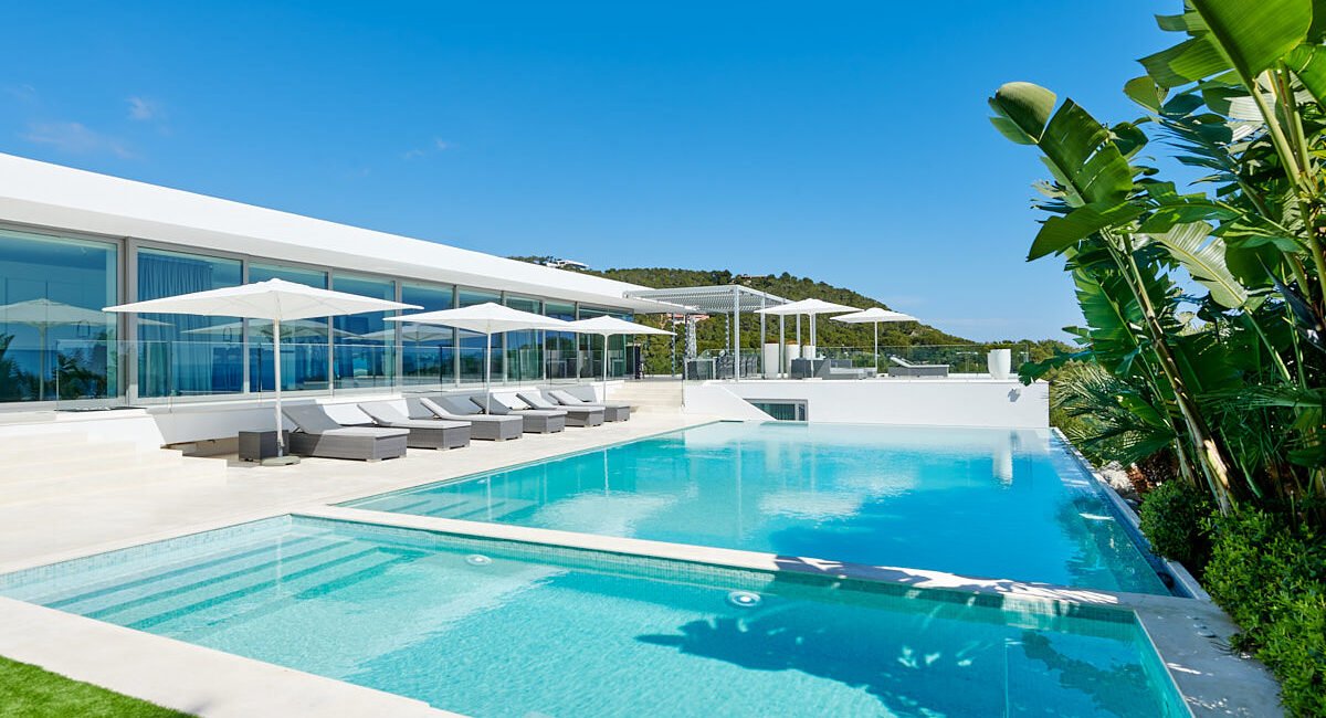 la cinq 210324 001 1200px